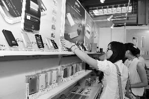 深企电子展 三分之一展商抢滩苹果生态链，GPS导航应用成新热点